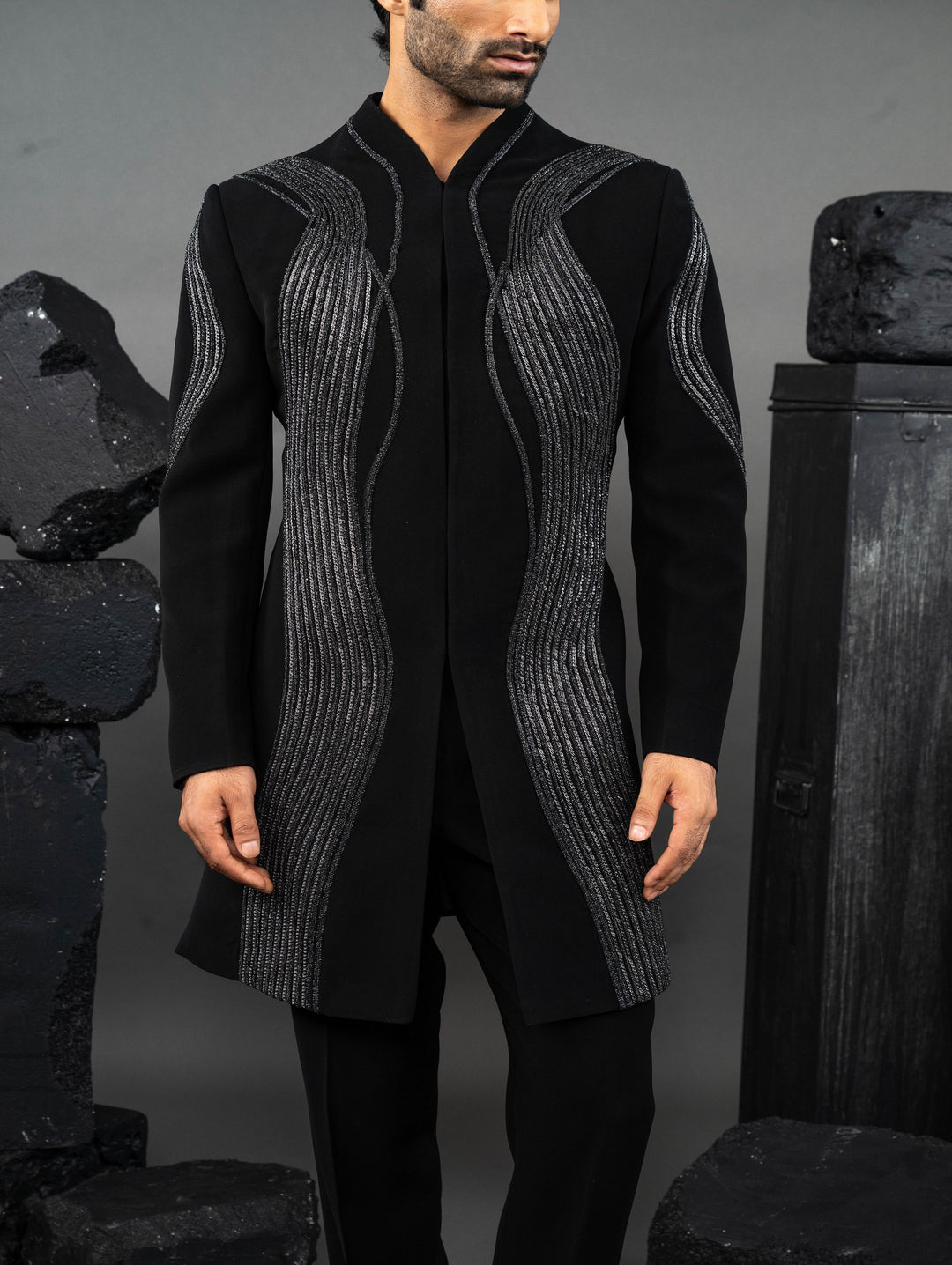 Metalic chain work black indo – Image 4