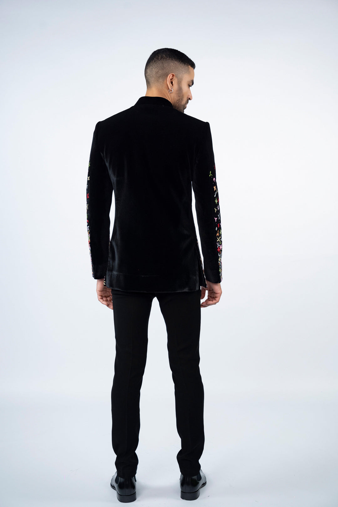 Black Velvet Jodhpuri with Floral Resham Work – Image 7
