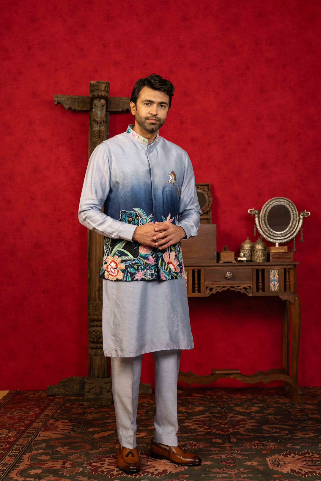 Ombre Jacket Set with Aari & Sequin Work – Image 4