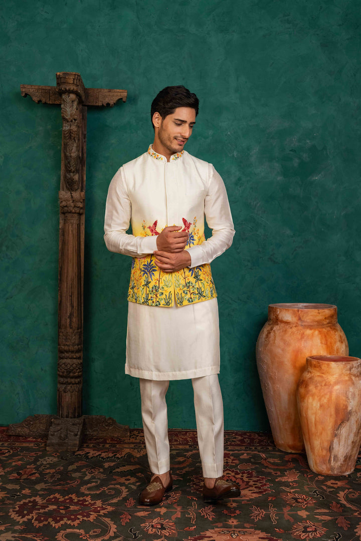 Ombre Koti-Kurta Set with Aari Tikki Work