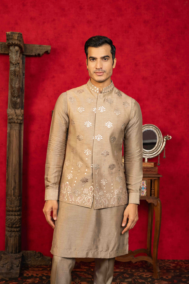 Almond Brown  Foil Applique Set