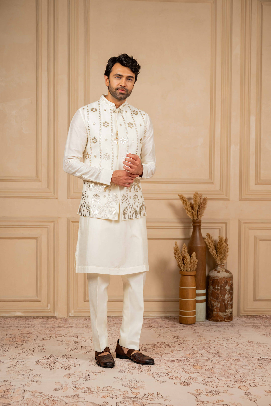 Off-White Jacket Kurta Set with Embroidery – Image 3