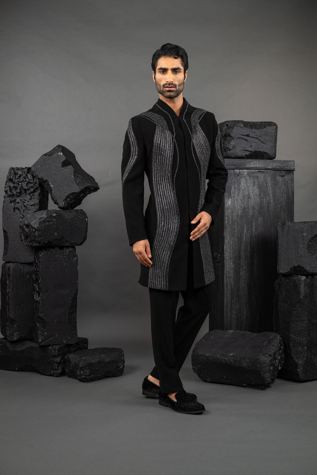 metalic chain work black indo – Image 3