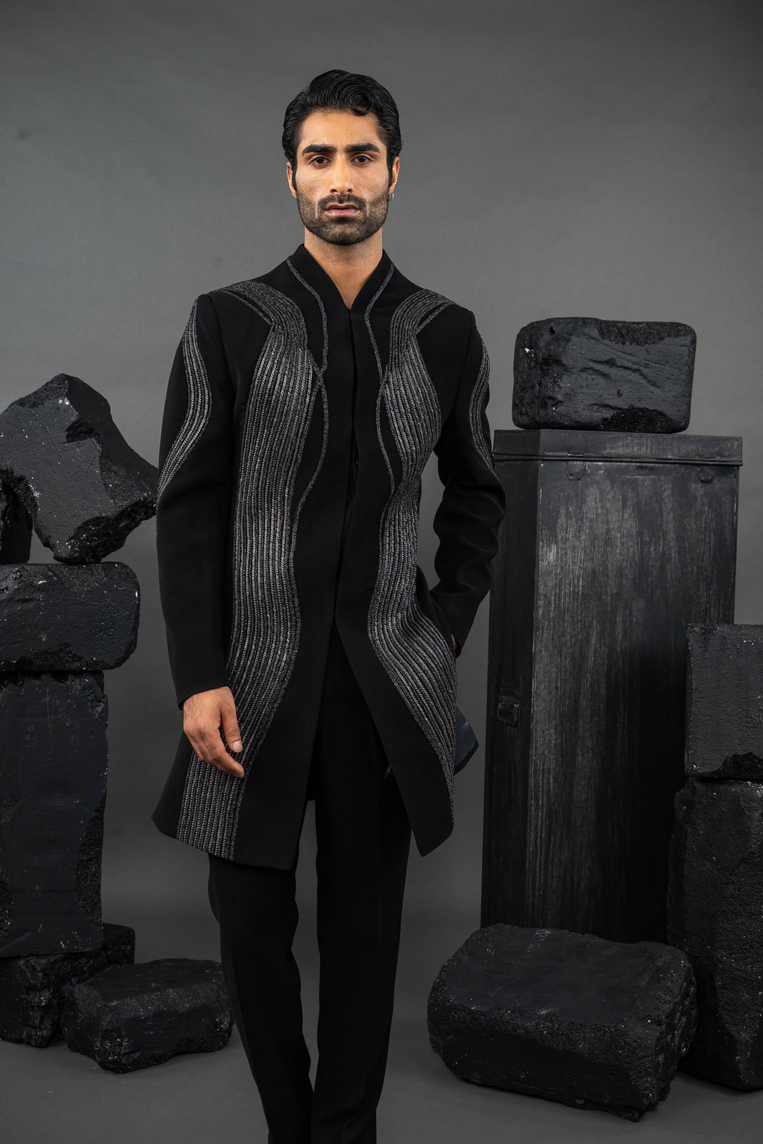 metalic chain work black indo