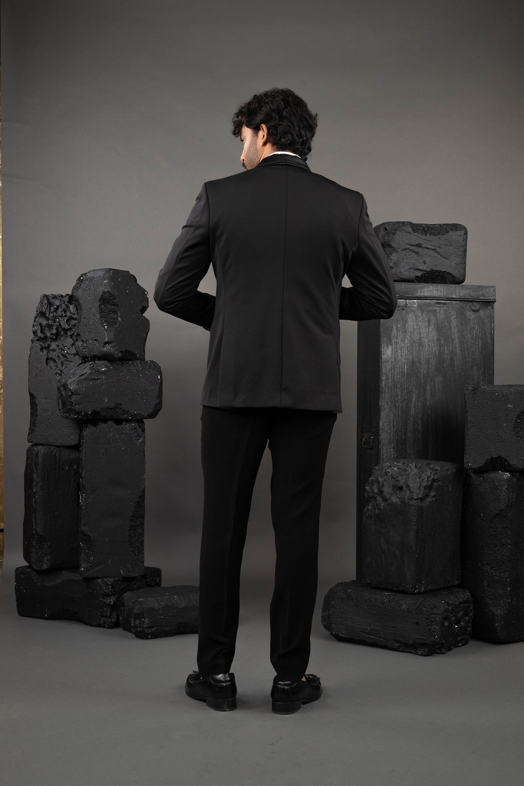 Blue Japanese Fabric Embellished Tuxedo Set – Image 2