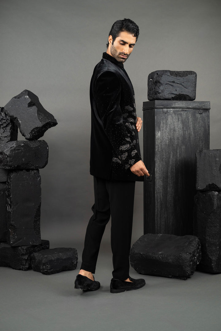 Soft cloud style Black indo