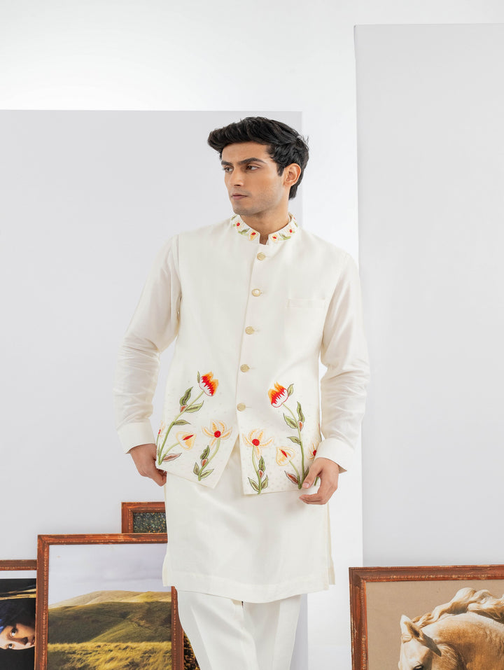 peach koti set  with machine & hand embroidery