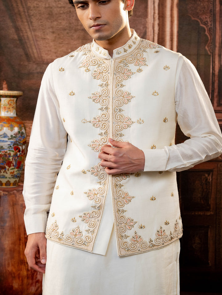 White koti set stylish embroidery
