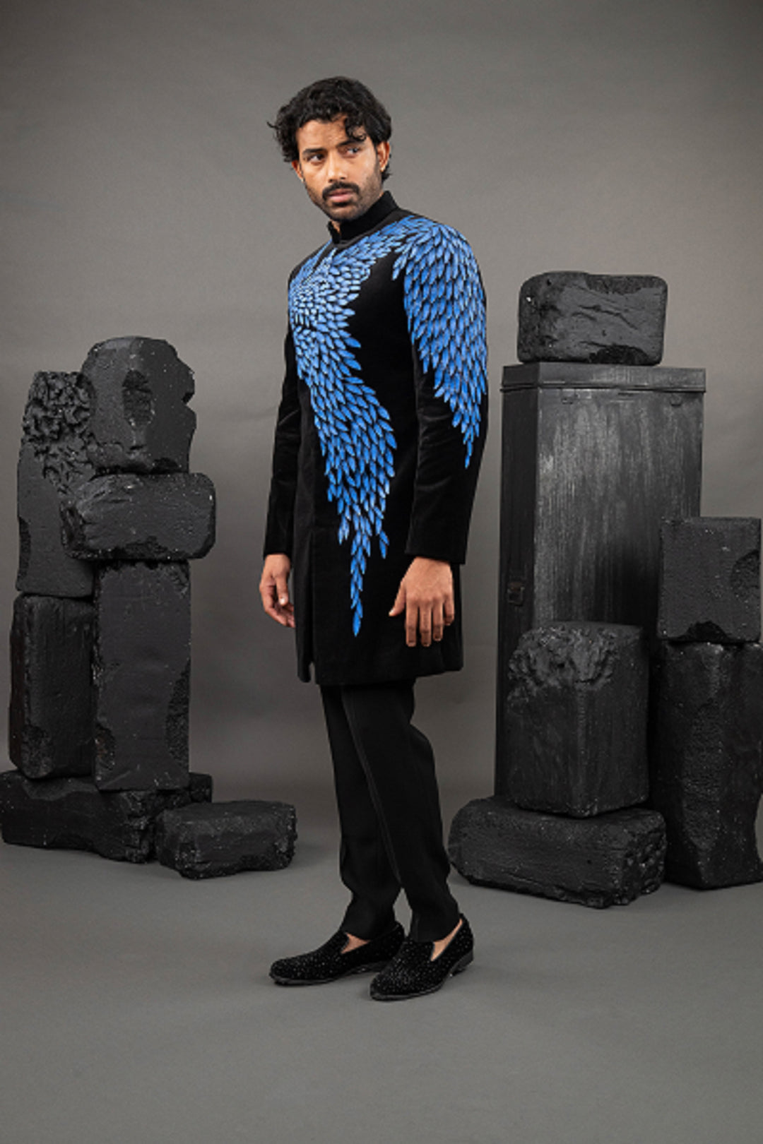 Handpainted leaf style indo – Image 3