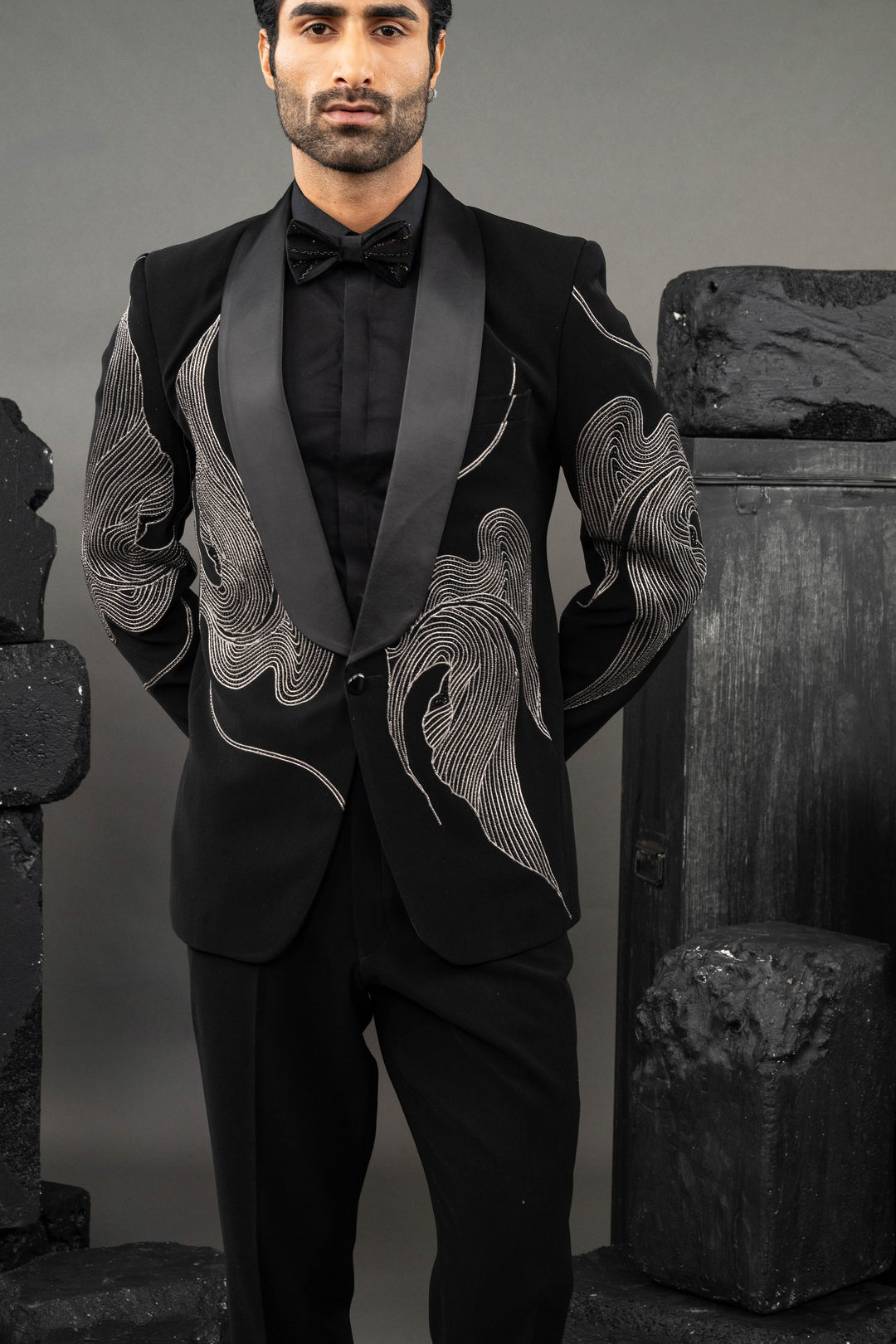 Stylish Lapel beadwork Black Tuxedo – Image 2