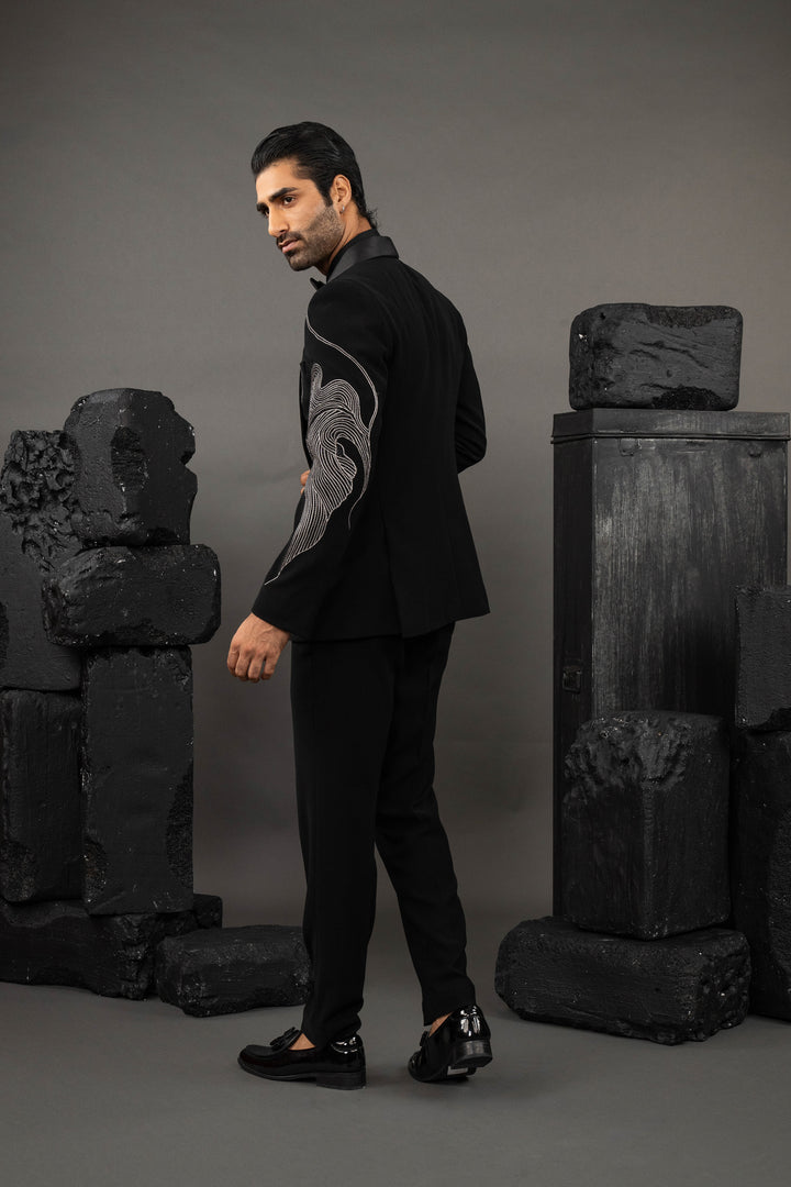 Stylish Lapel beadwork Black Tuxedo