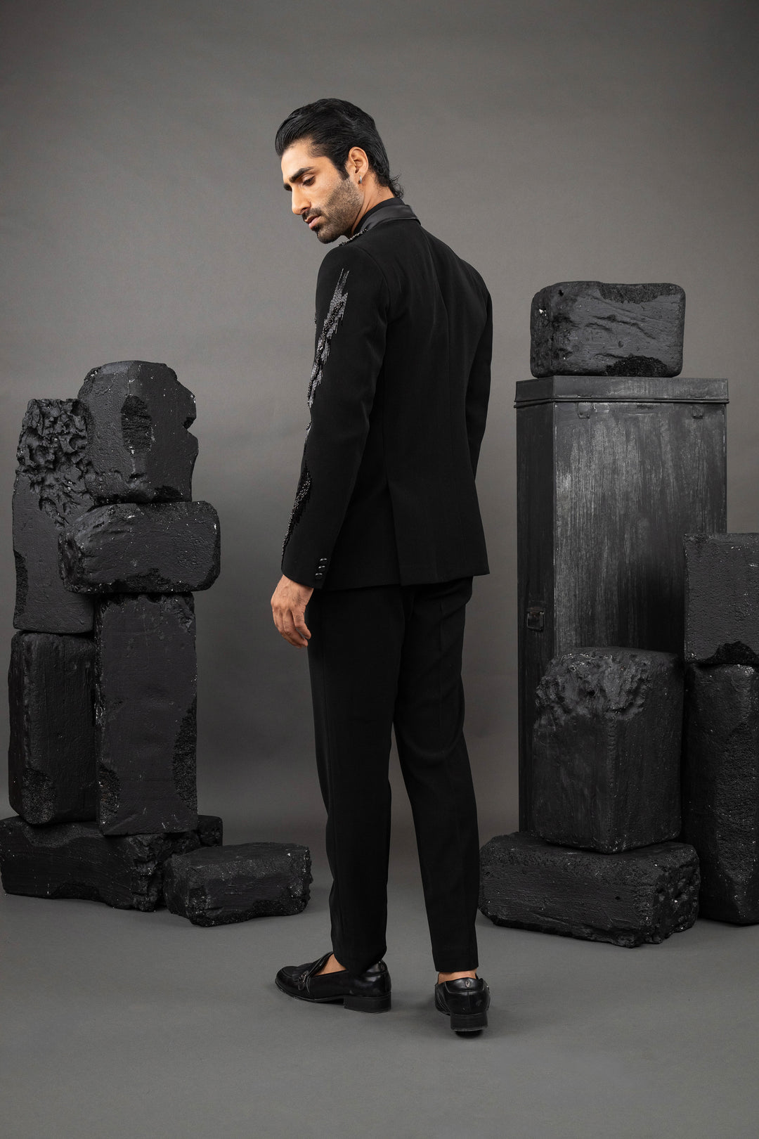 Black tuxedo with hand embroidery – Image 2