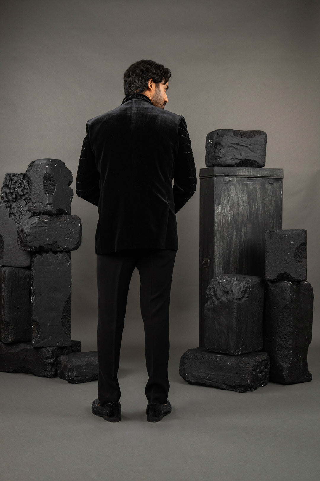 Black Velvet Embellished Tuxedo Set – Image 2