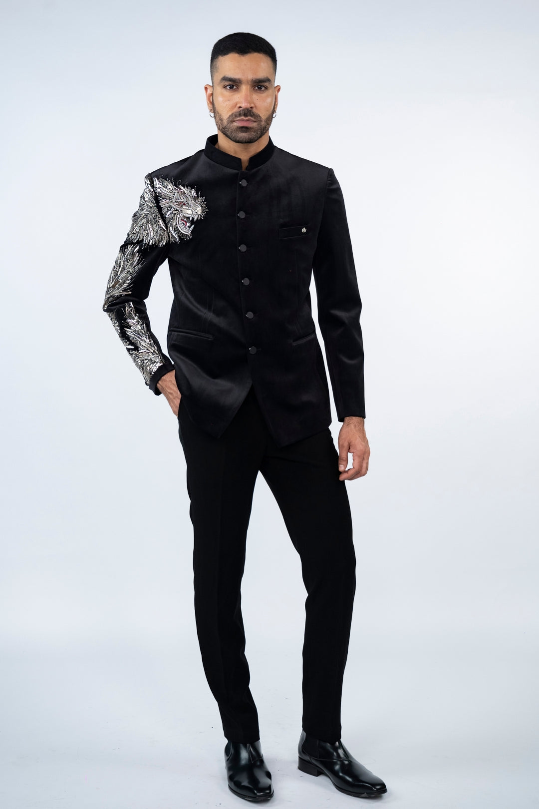 Black Suede Velvet Lion Jodhpuri – Image 7