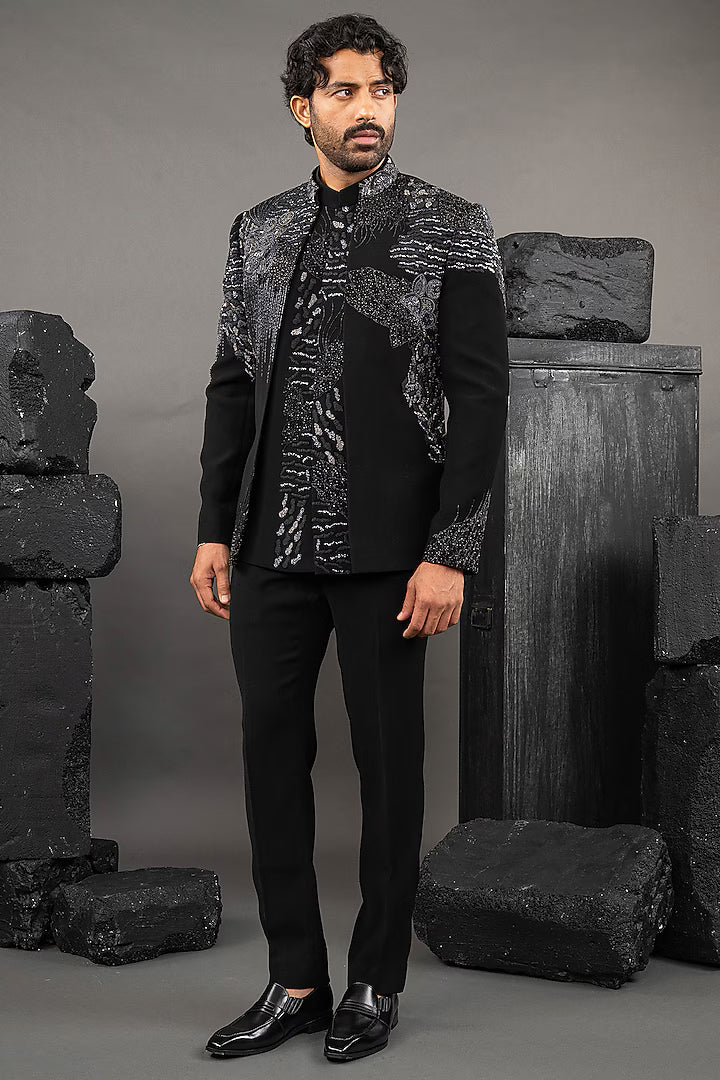 Black placement indo