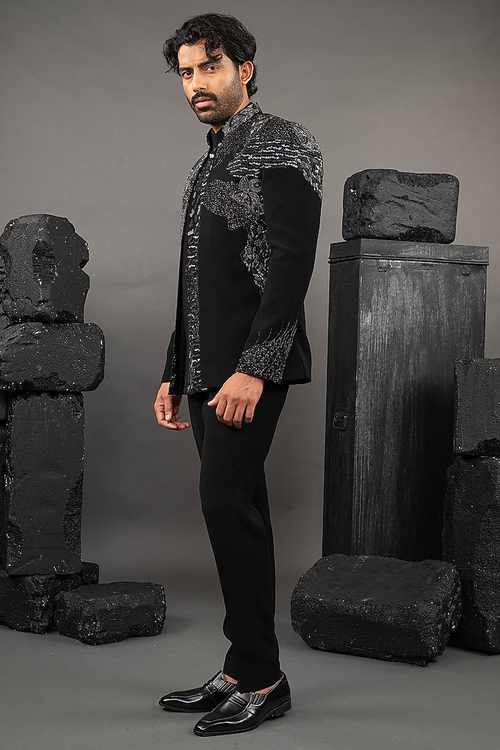 Black placement indo