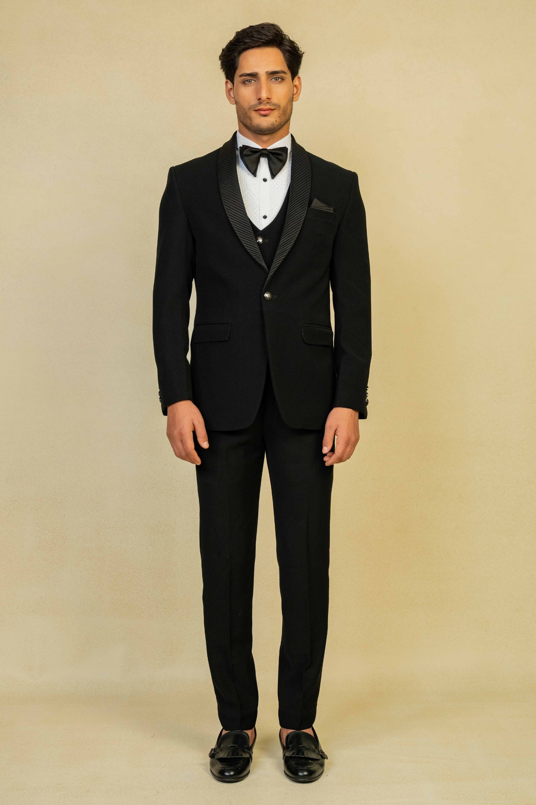 Classic Black Pleated Lapel Tuxedo