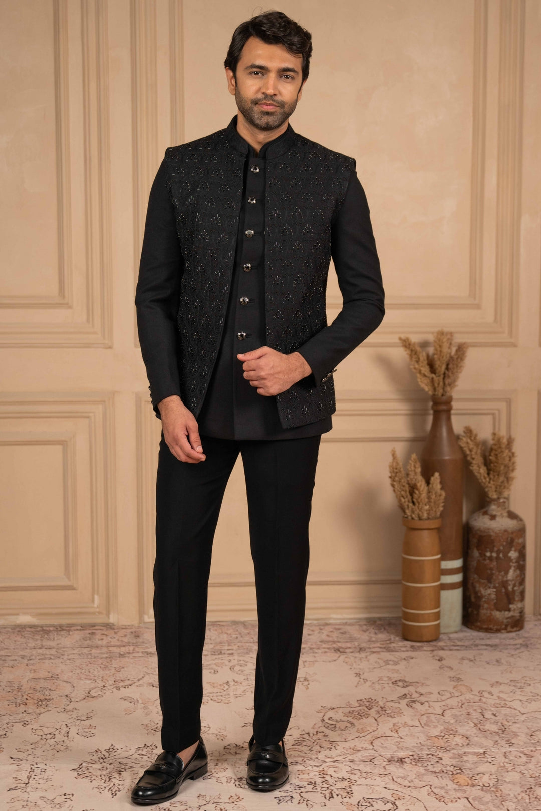 Elegant Black Jodhpuri Set for Royal Occasions