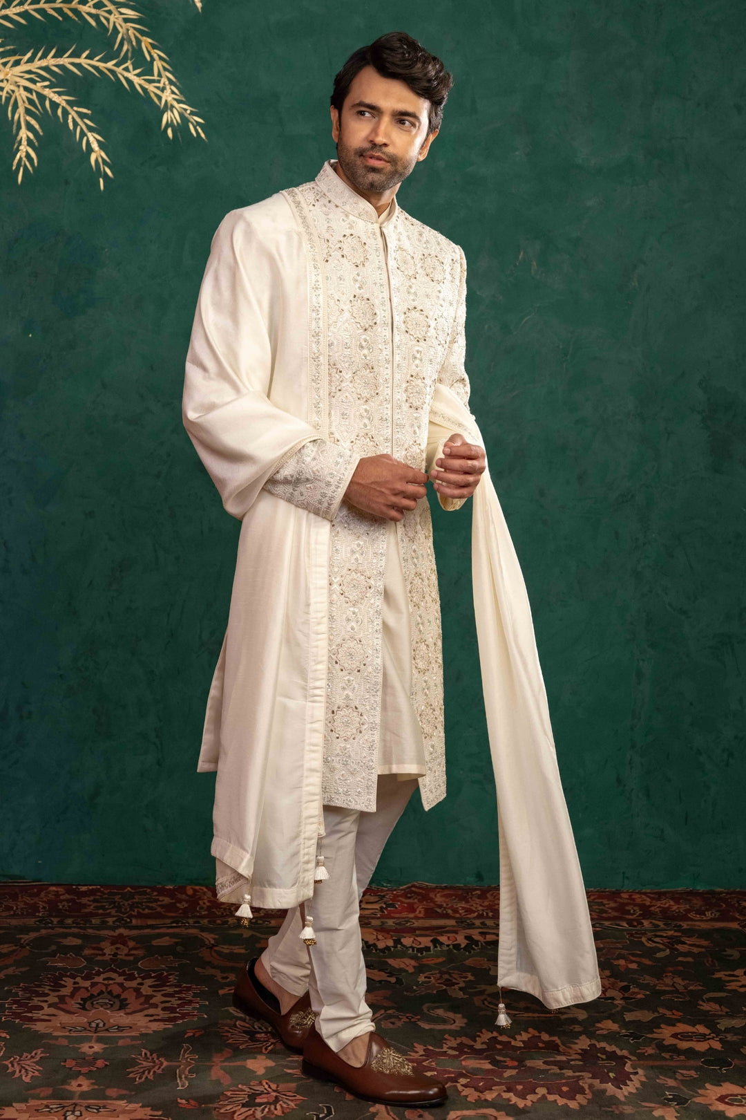 Ivory Silk  Sherwani Set – Image 5
