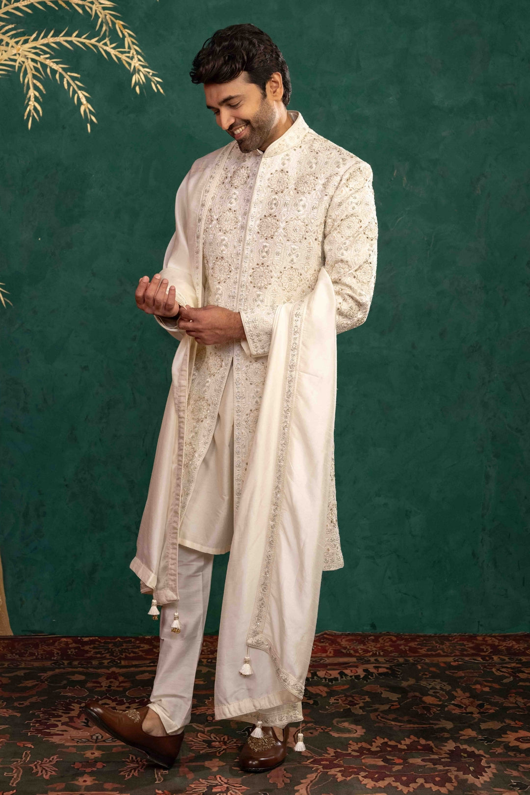 Ivory Silk  Sherwani Set – Image 7