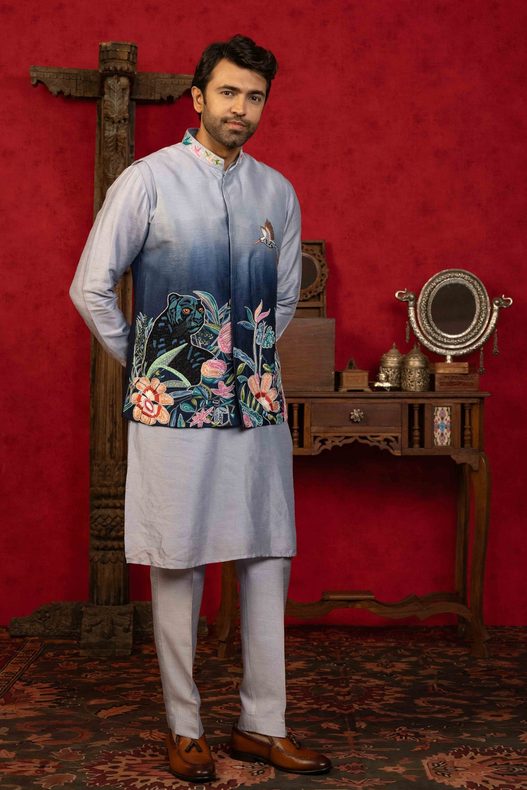 Ombre Jacket Set with Aari & Sequin Work – Image 6