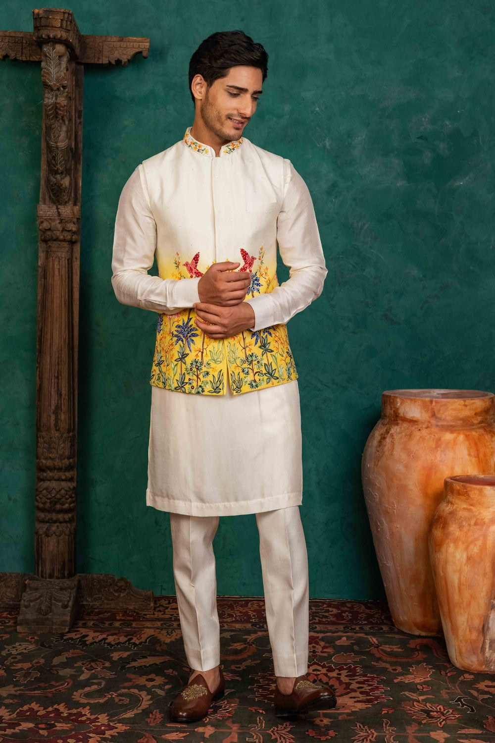 Ombre Koti-Kurta Set with Aari Tikki Work