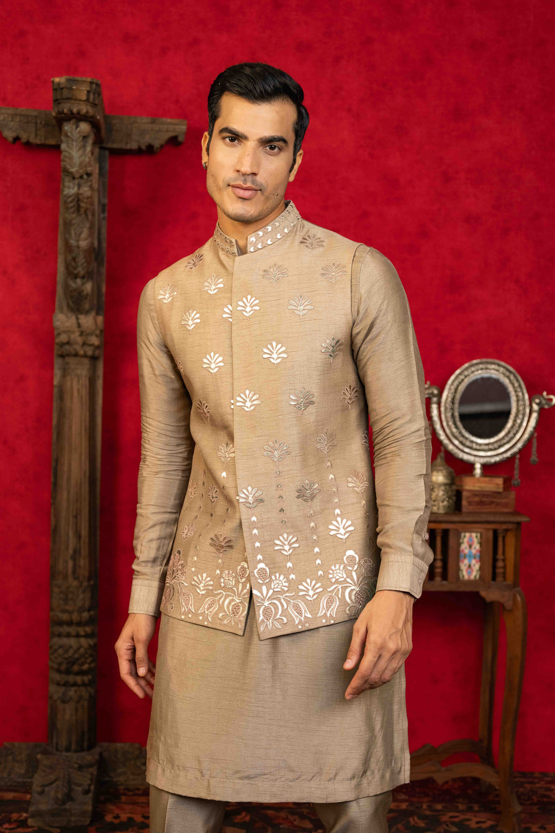 almond brown  foil applique set